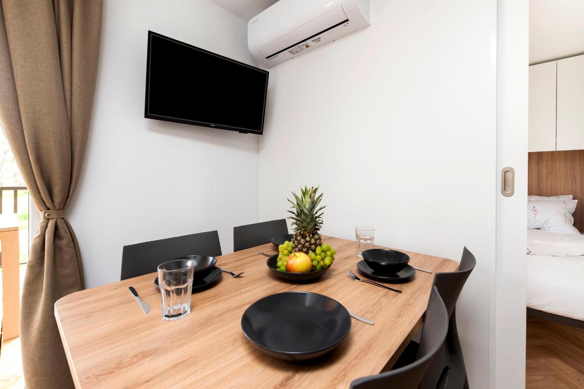 Mobile Homes Casapini In Fkk Camping Solaris Πόρετς Εξωτερικό φωτογραφία