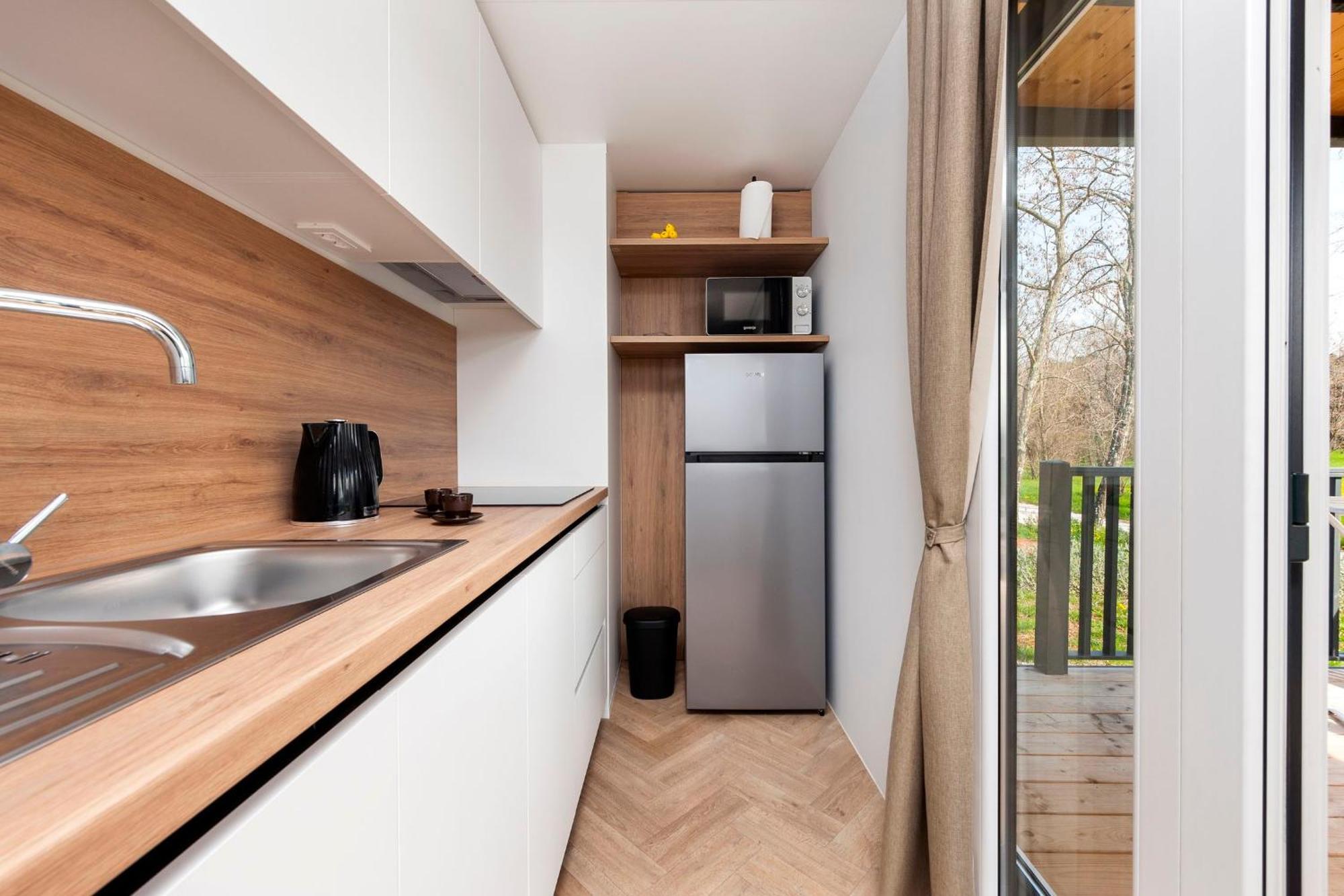 Mobile Homes Casapini In Fkk Camping Solaris Πόρετς Δωμάτιο φωτογραφία